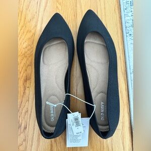 NWT Old Navy black flats size 10